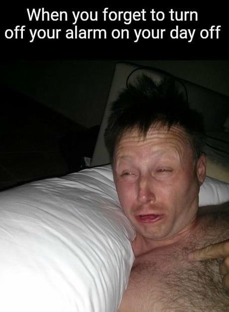 24 Times The "Limmy Waking Up" Meme Perfectly Described Post-Sleep Confusion